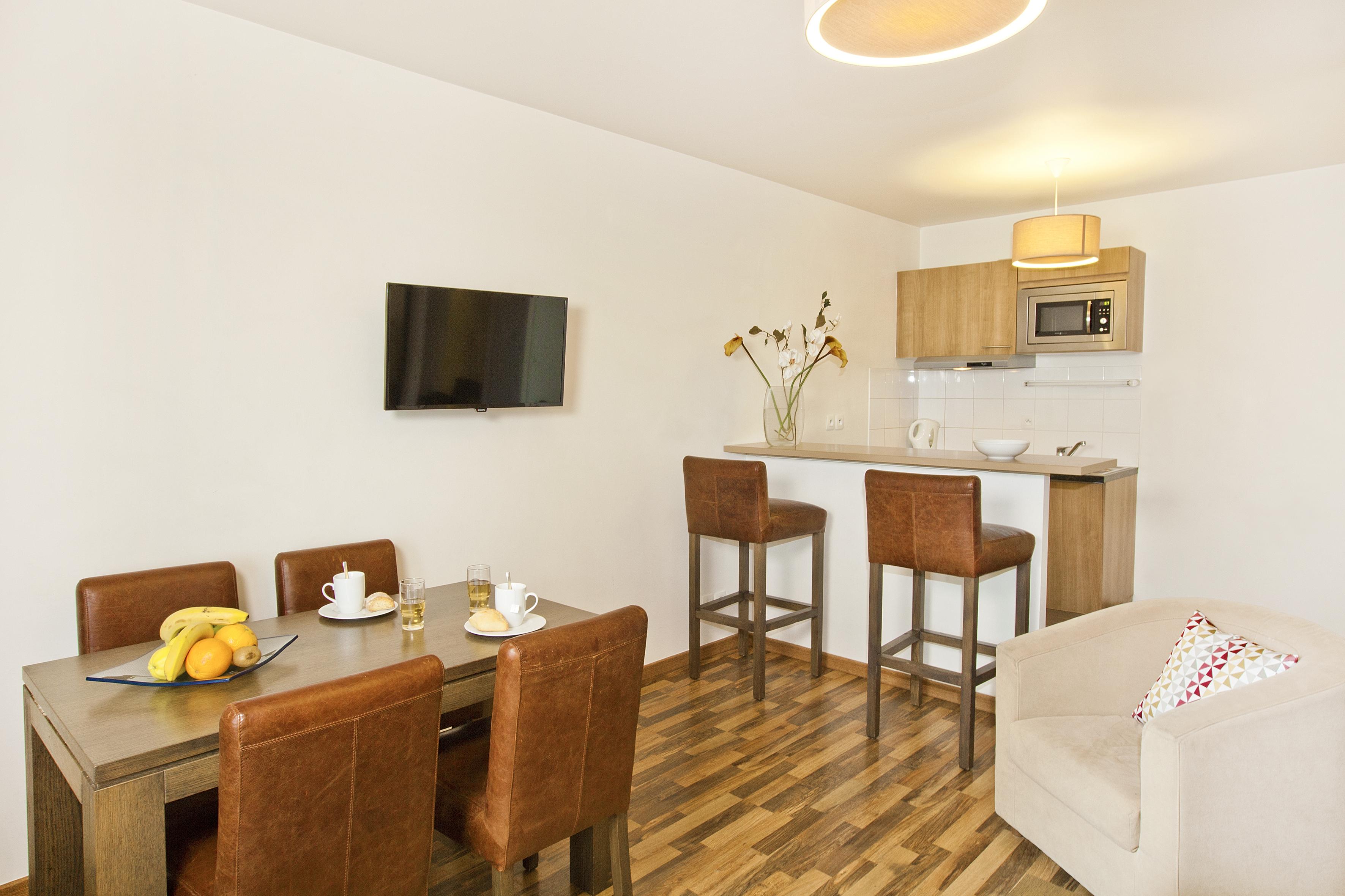 Residhome Asnieres Kültér fotó