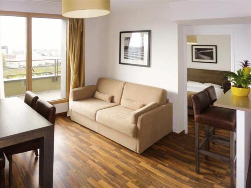 Residhome Asnieres Kültér fotó